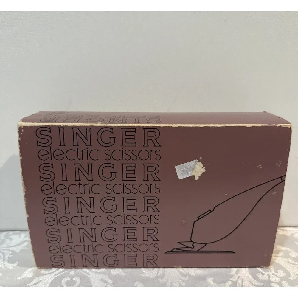Vintage Singer Cutting Electric Scissors With Original Case and Cardboard Sleeve